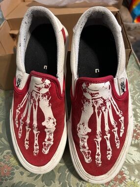 X-Ray crimson Red Slip-On suede  men’s 6 women’s 7.5